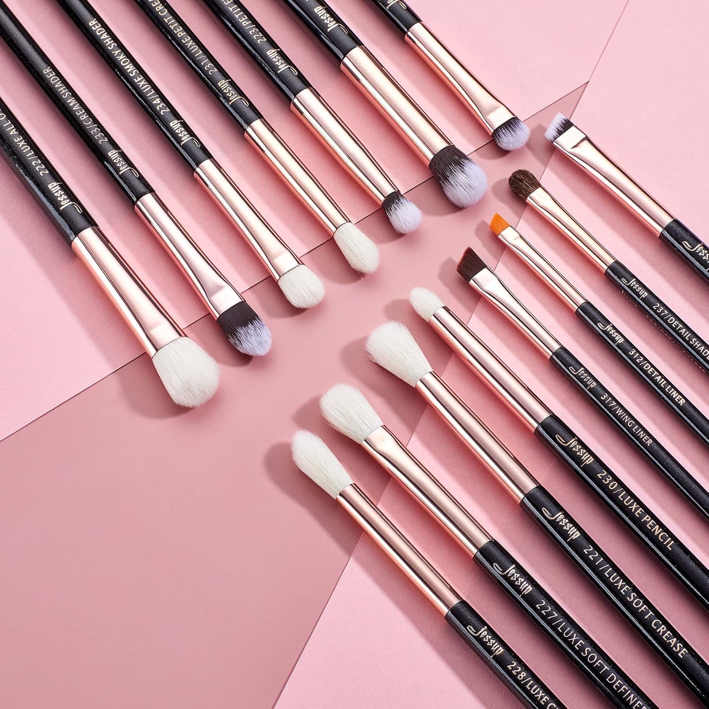 15-Piece Professional Makeup Brush Set with Wooden Handles and Natural-Synthetic Hair - Pearl Black/Rose Gold T157